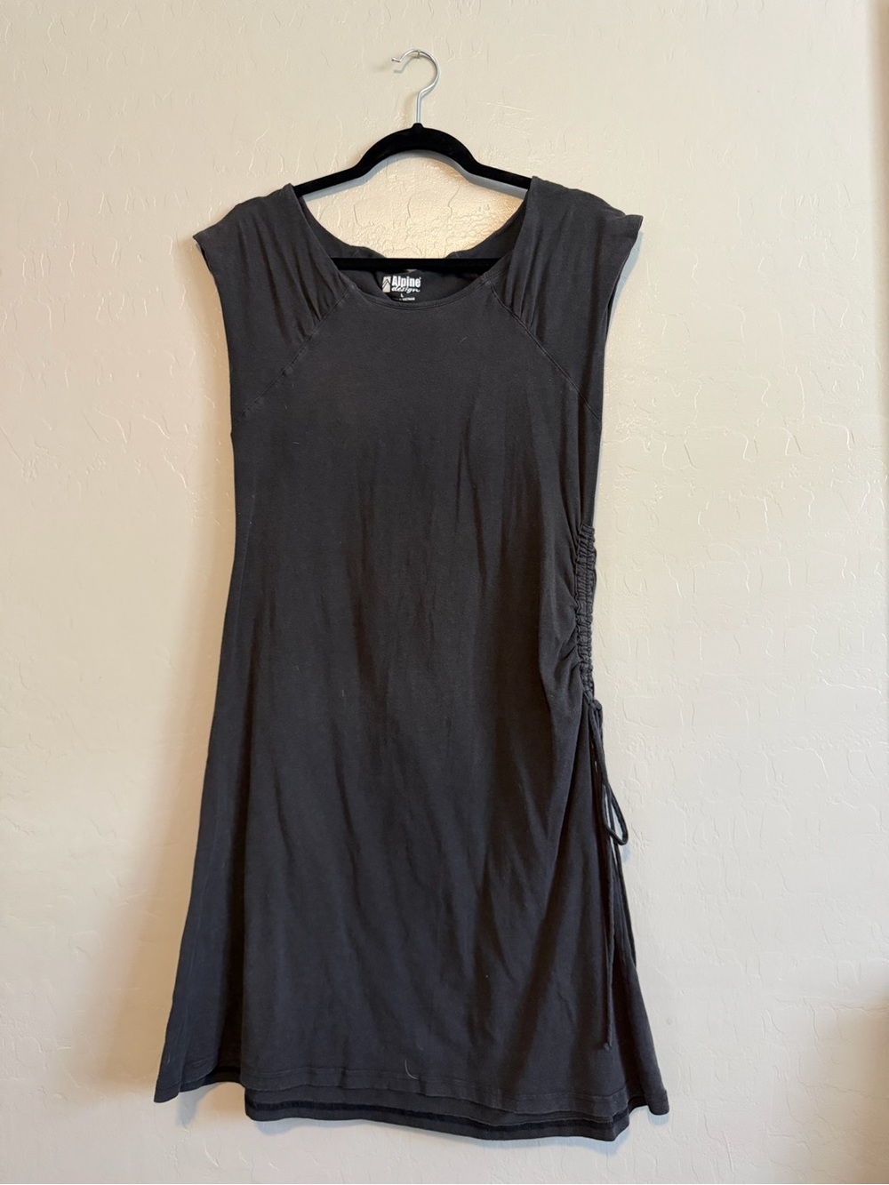 Alpine Design Black Cap-Sleeve Side-Ruched Mini Dress